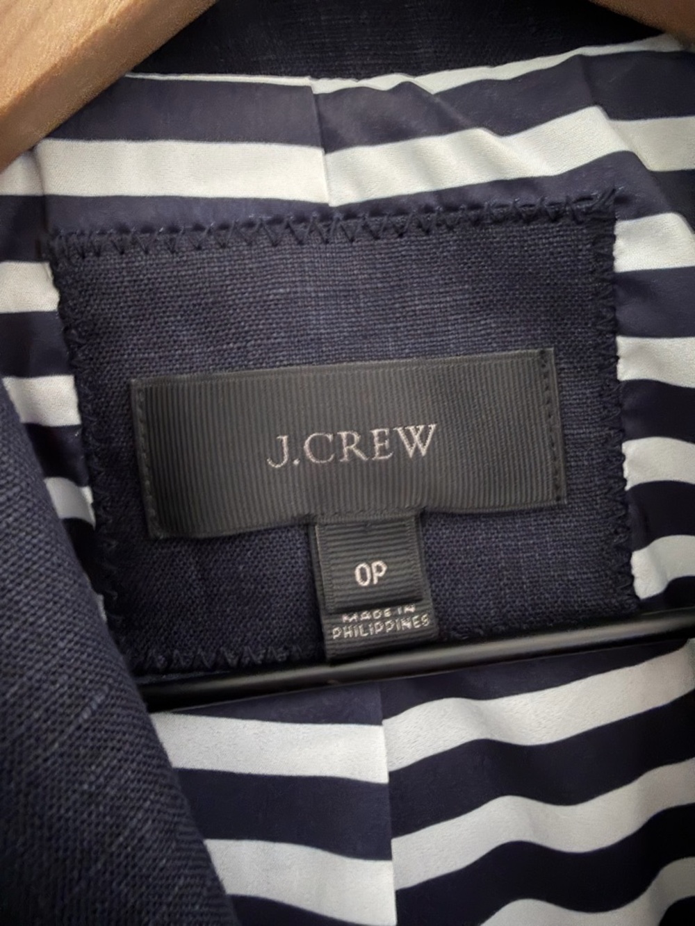 J. Crew Navy linen nautical preppy Blazer with White Piping and Gold Buttons - Picture 5 of 7
